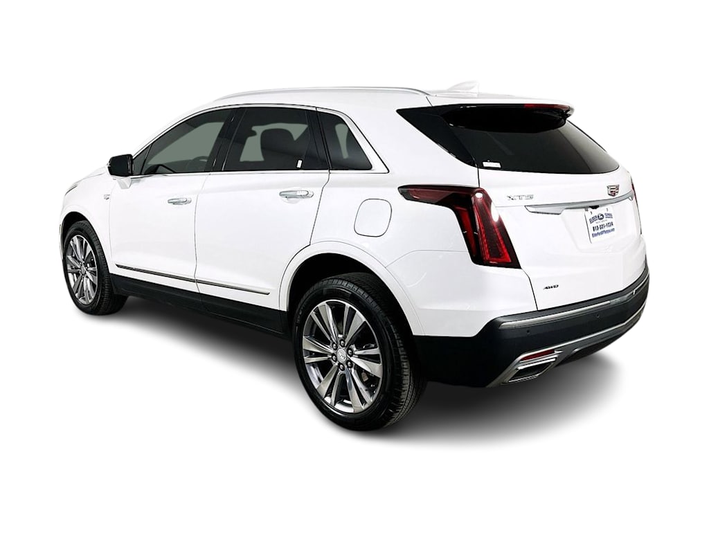 Thumbnail: 2024 Cadillac XT5 - 4
