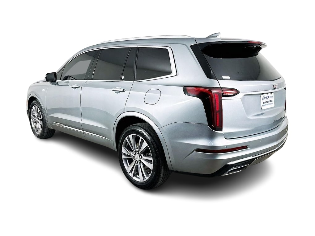 Thumbnail: 2023 Cadillac XT6 - 4