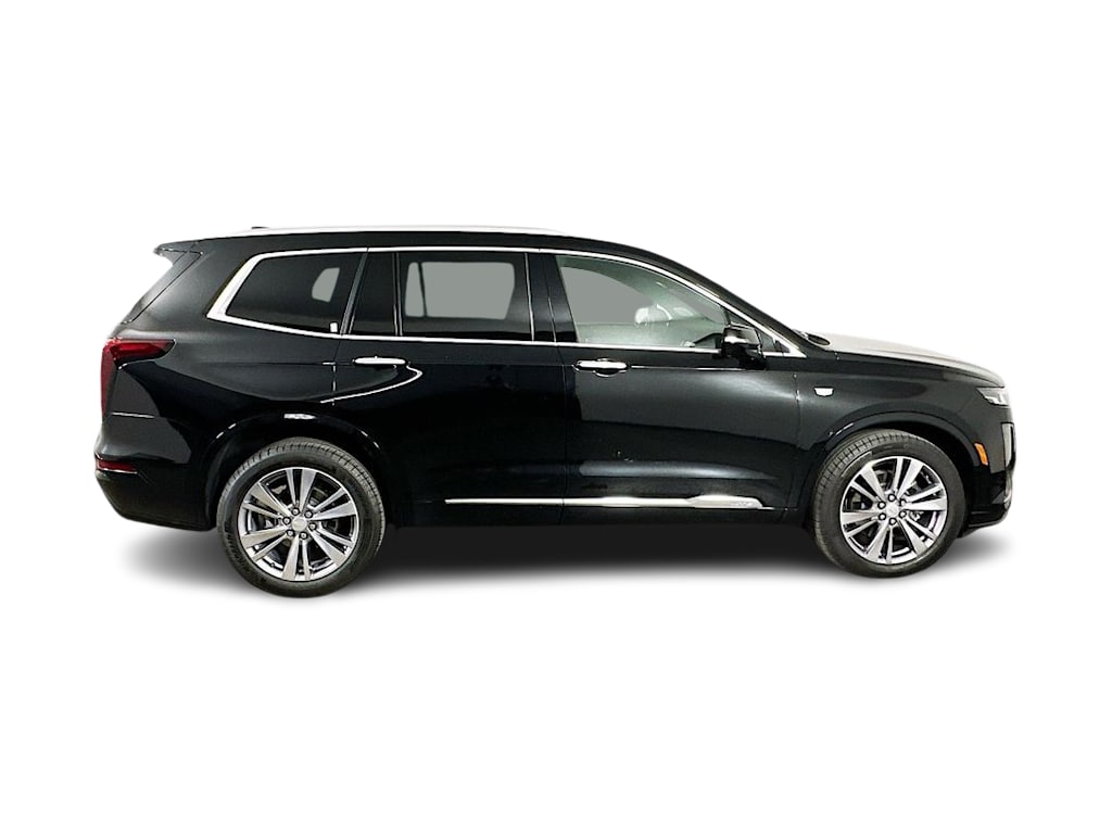 Thumbnail: 2024 Cadillac XT6 - 25