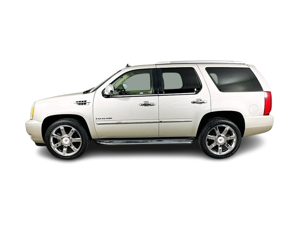 Thumbnail: 2014 Cadillac Escalade - 3