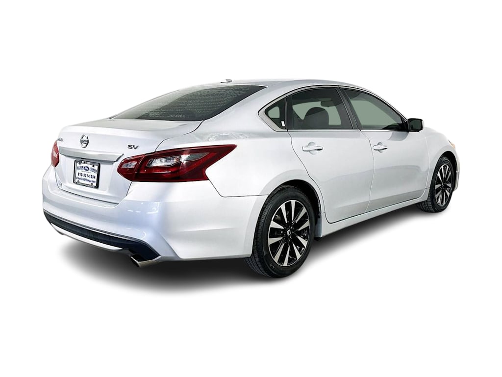 Thumbnail: 2018 Nissan Altima - 24