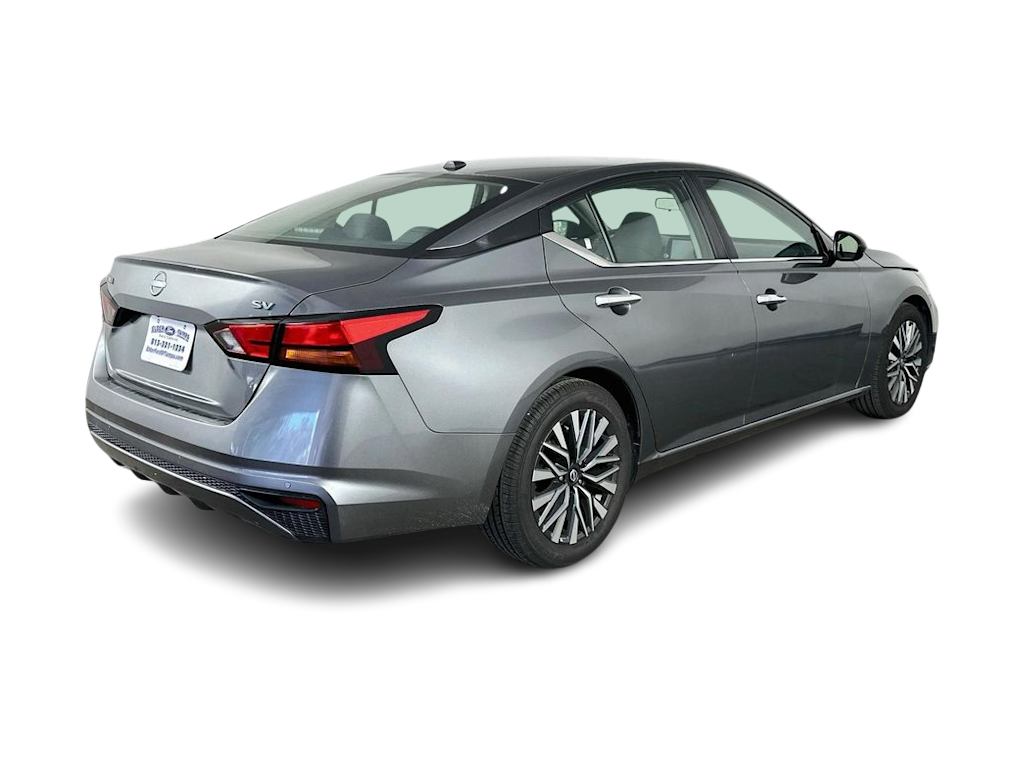 Thumbnail: 2024 Nissan Altima - 24