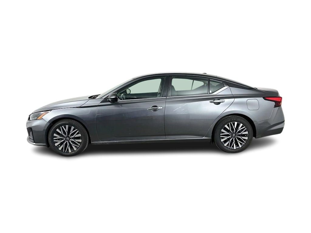 Thumbnail: 2024 Nissan Altima - 3