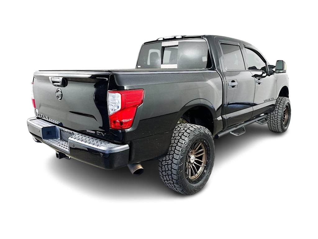 2018 Nissan Titan SV 24
