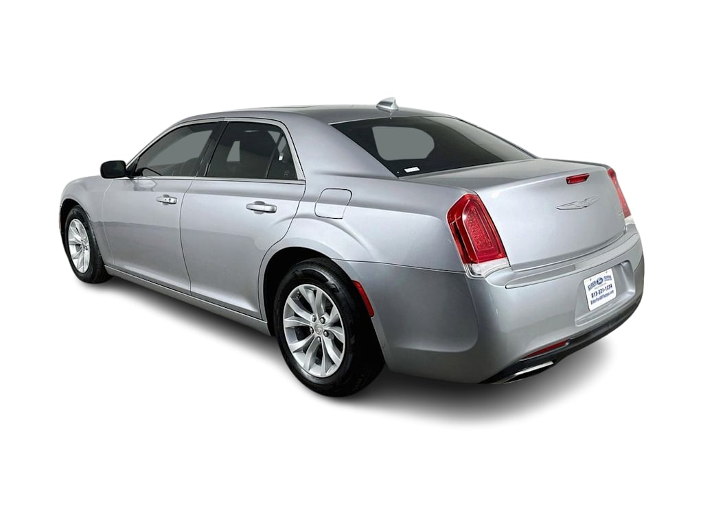 Thumbnail: 2015 Chrysler 300 - 4