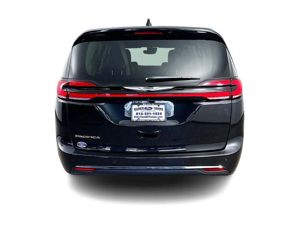 2023 Chrysler Pacifica Touring L 5