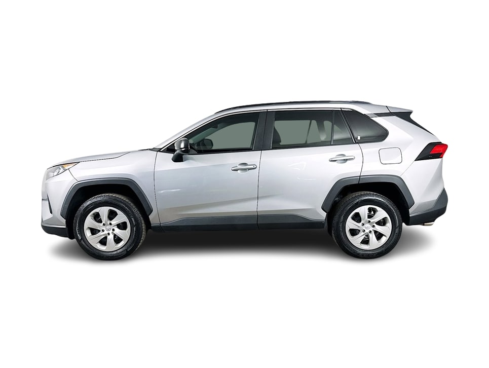 2021 Toyota RAV4 LE 3