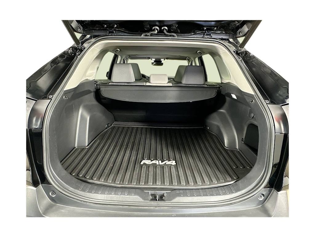 Thumbnail: 2022 Toyota RAV4 - 18
