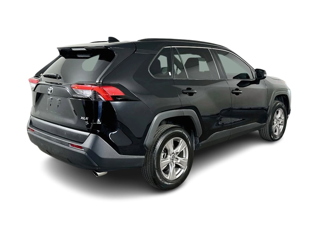Thumbnail: 2022 Toyota RAV4 - 25