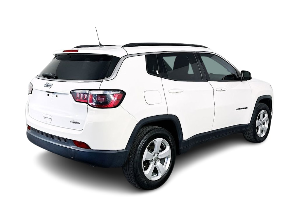 Thumbnail: 2018 Jeep Compass - 24