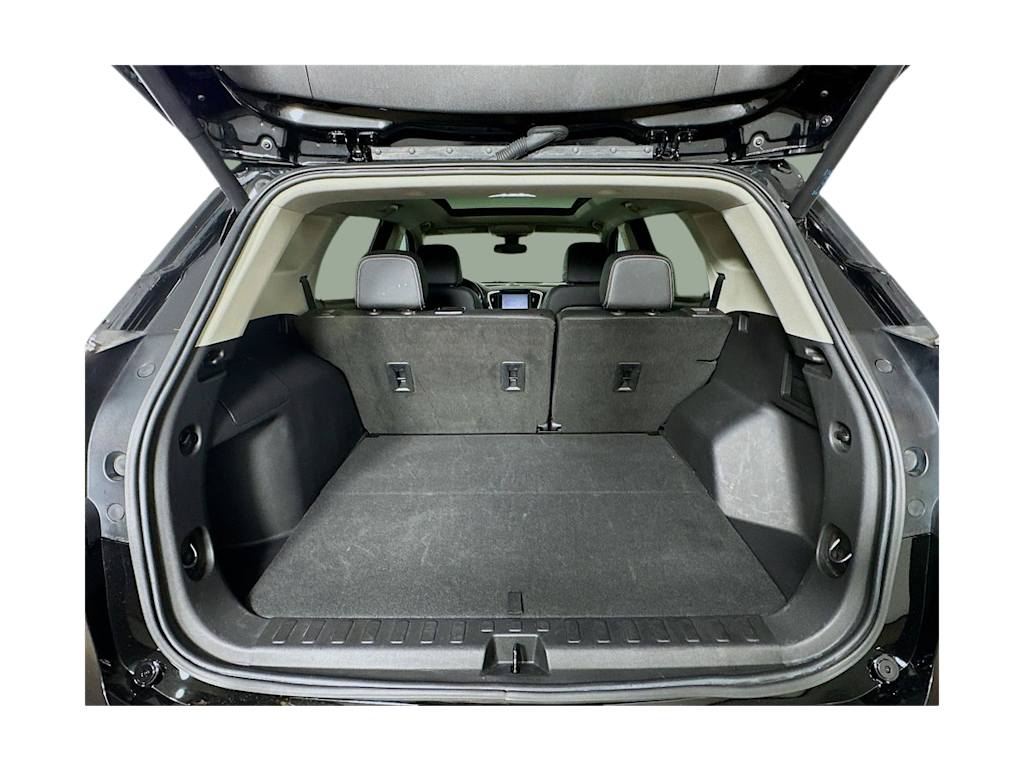 Thumbnail: 2022 GMC Terrain - 18