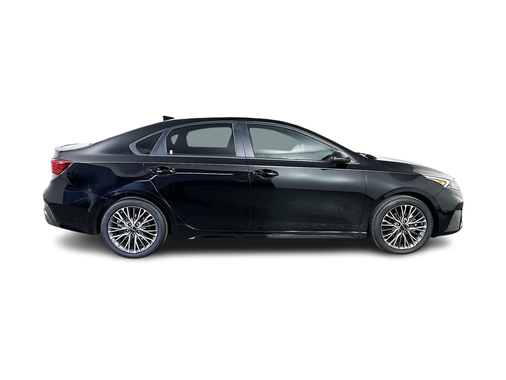 Thumbnail: 2024 Kia Forte - 25