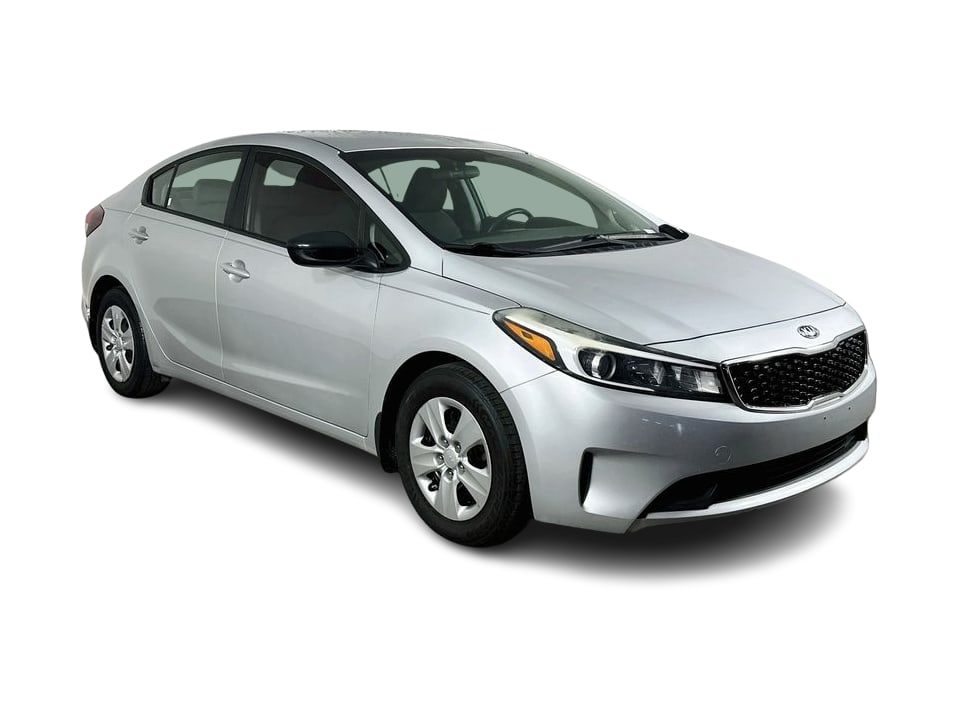 Thumbnail: 2017 Kia Forte - 22