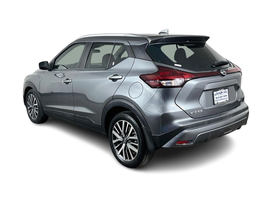 Thumbnail: 2022 Nissan Kicks - 4