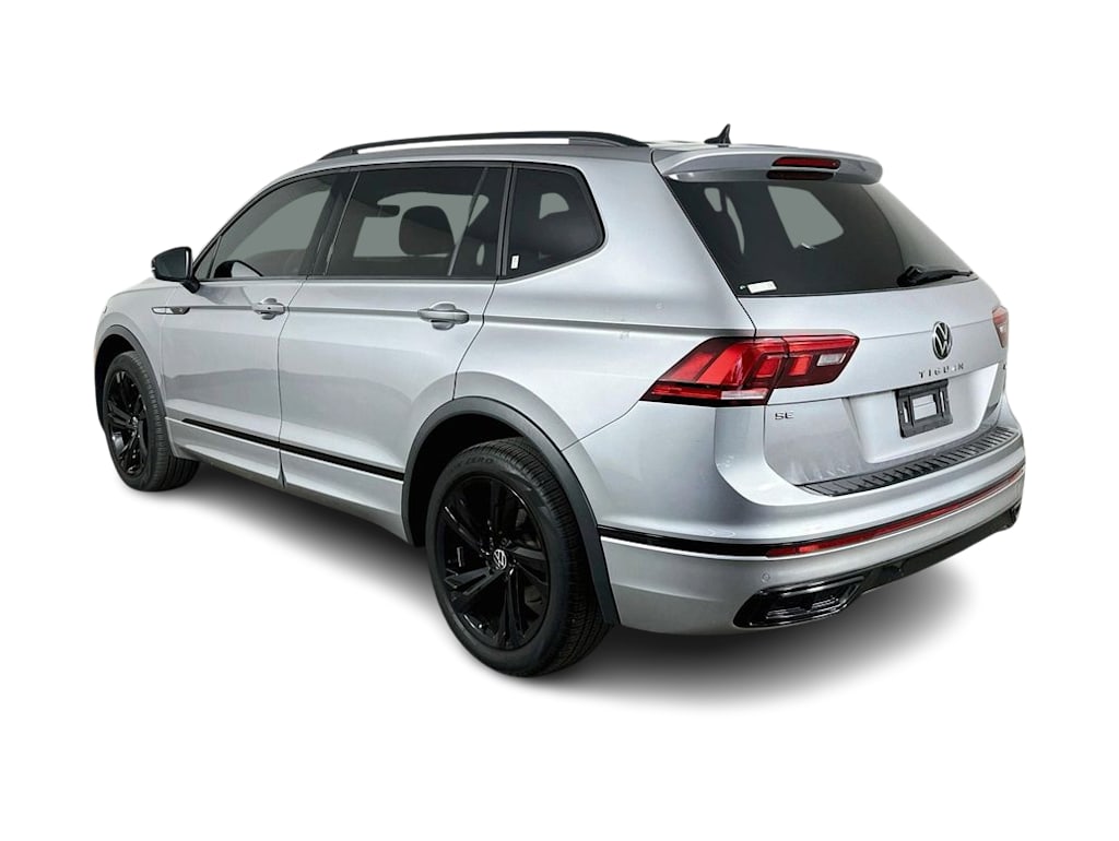 Thumbnail: 2023 Volkswagen Tiguan - 4