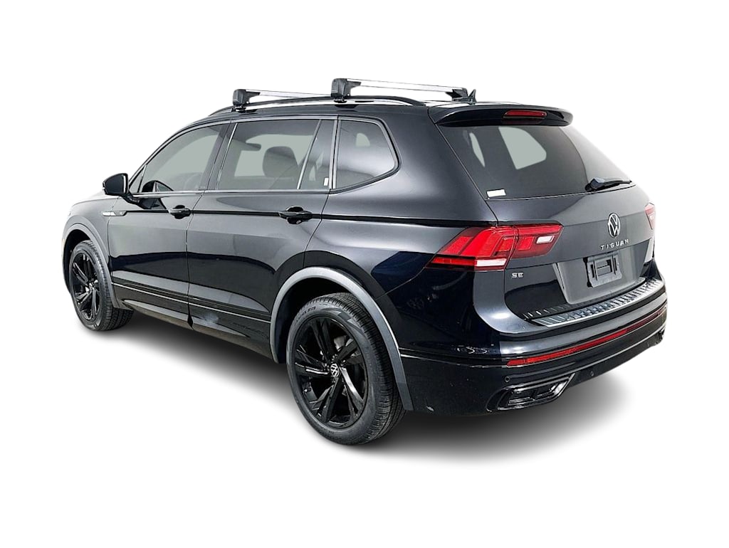 Thumbnail: 2023 Volkswagen Tiguan - 4