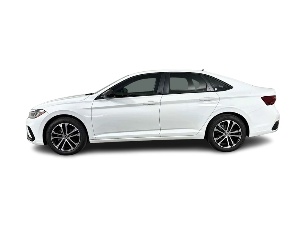 Thumbnail: 2025 Volkswagen Jetta - 3