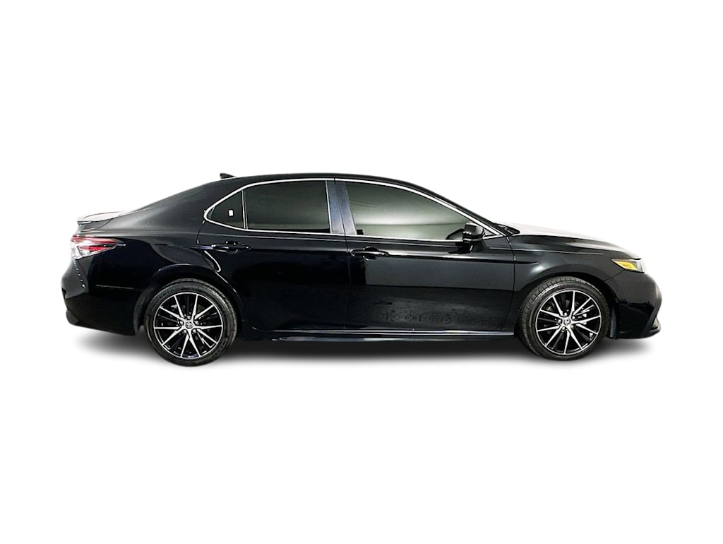 Thumbnail: 2021 Toyota Camry - 25