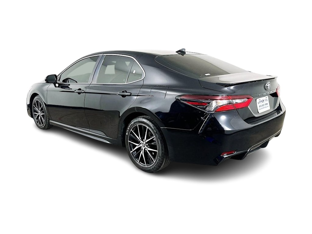 Thumbnail: 2021 Toyota Camry - 4