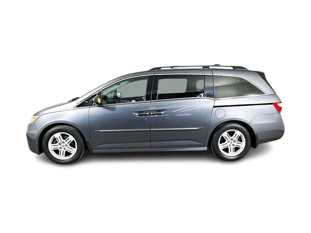 Thumbnail: 2013 Honda Odyssey - 3
