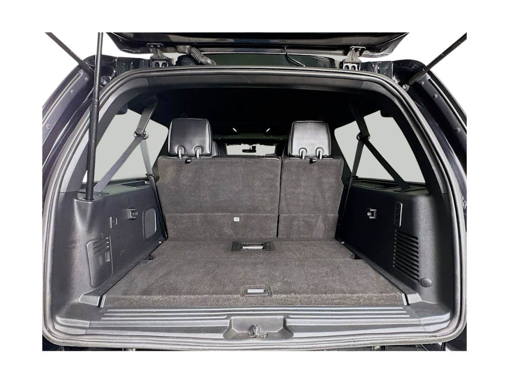 Thumbnail: 2016 Lincoln Navigator L - 17
