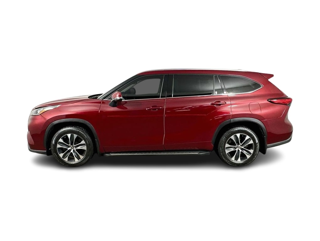 Thumbnail: 2020 Toyota Highlander - 3
