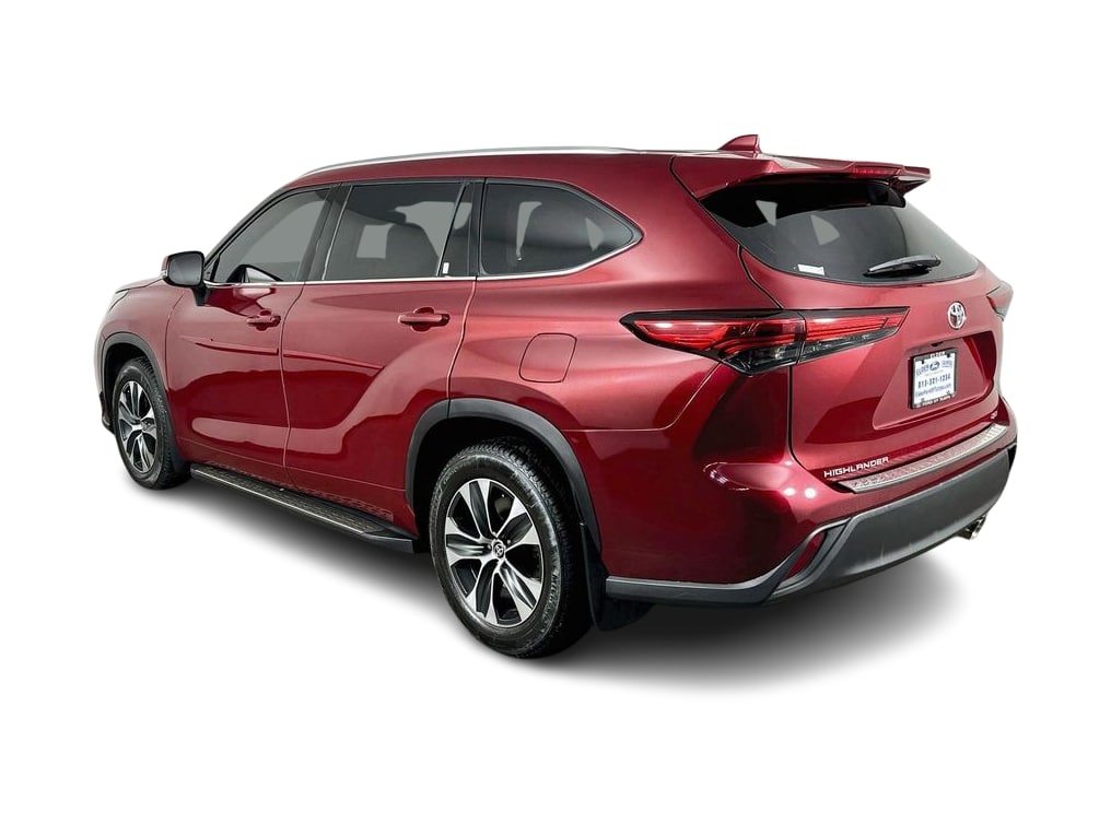 Thumbnail: 2020 Toyota Highlander - 4