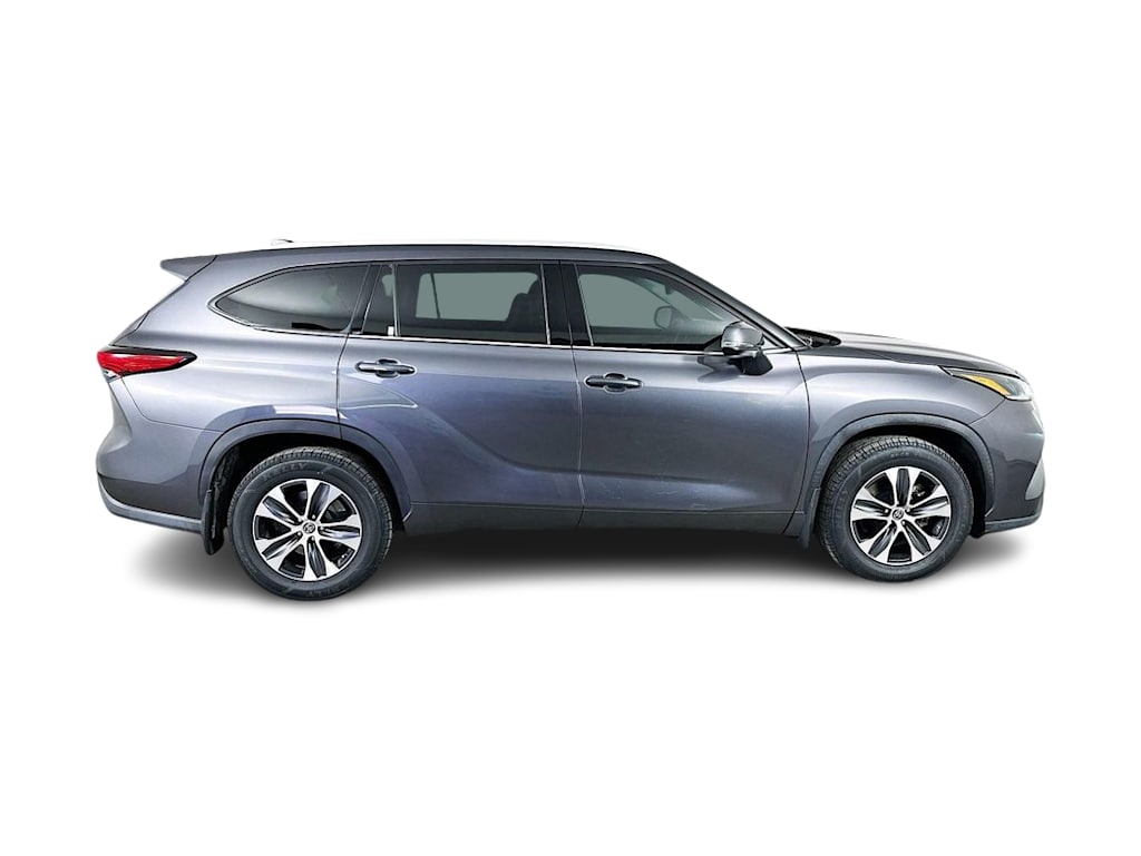Thumbnail: 2021 Toyota Highlander - 26