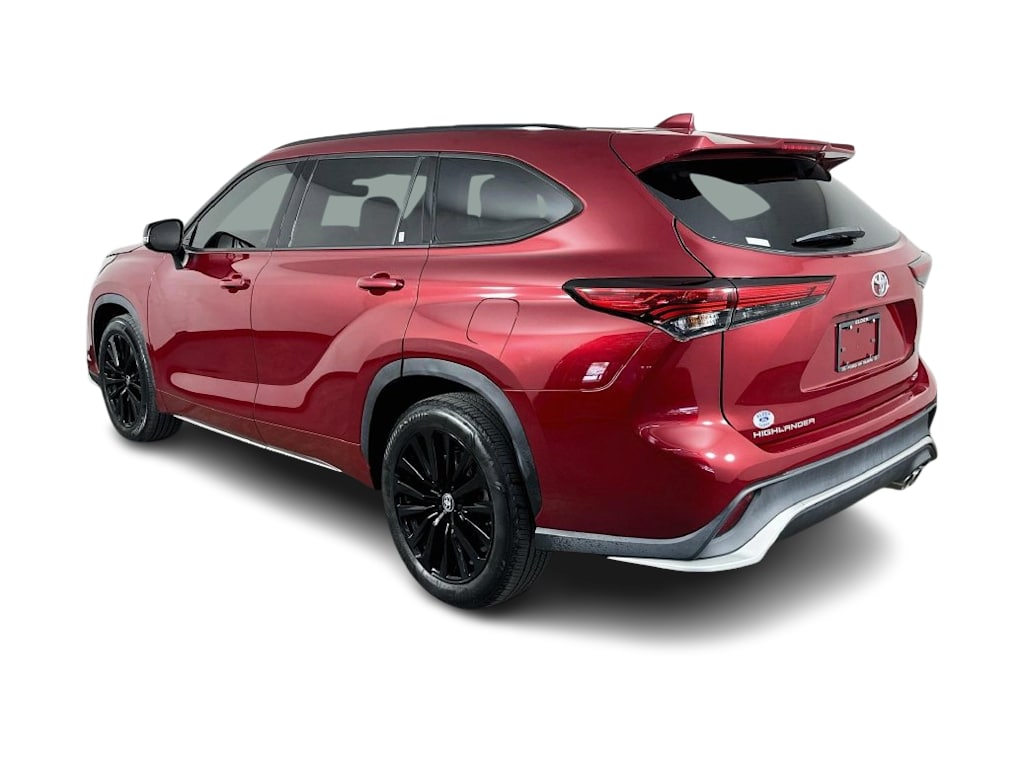 Thumbnail: 2023 Toyota Highlander - 4