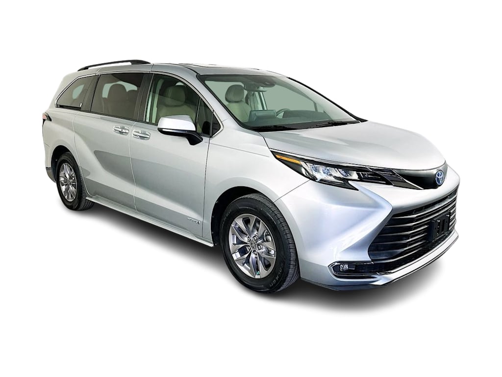 Thumbnail: 2021 Toyota Sienna - 23