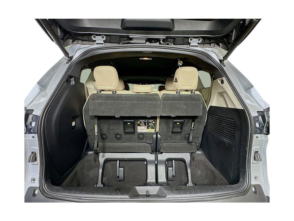 Thumbnail: 2021 Toyota Sienna - 19