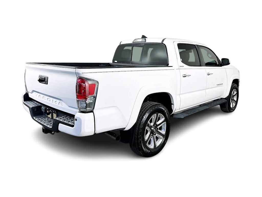 Thumbnail: 2018 Toyota Tacoma - 23