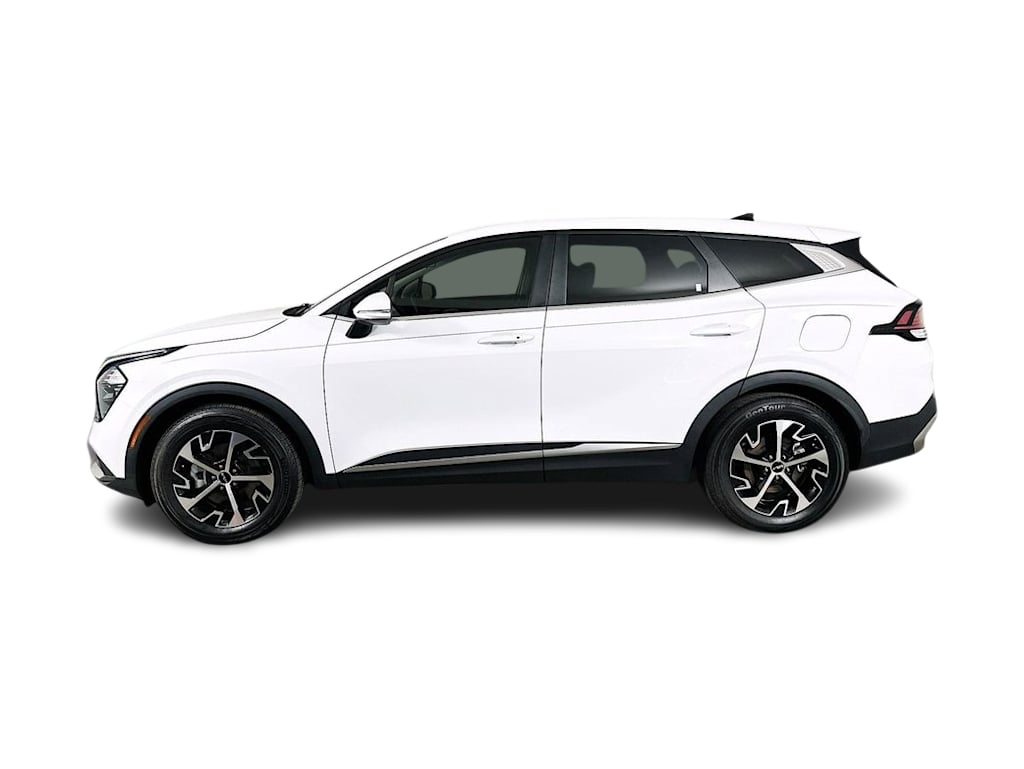 Thumbnail: 2023 Kia Sportage - 3