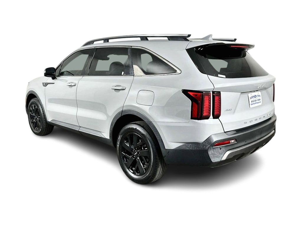 Thumbnail: 2022 Kia Sorento - 4
