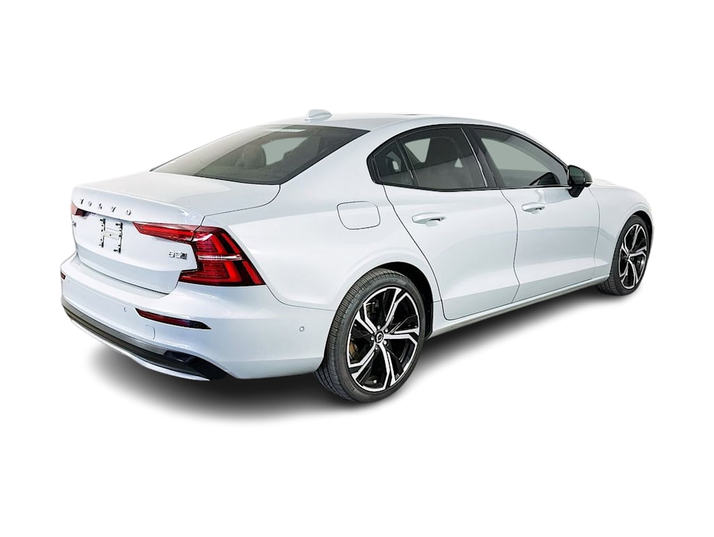 Thumbnail: 2024 Volvo S60 - 23