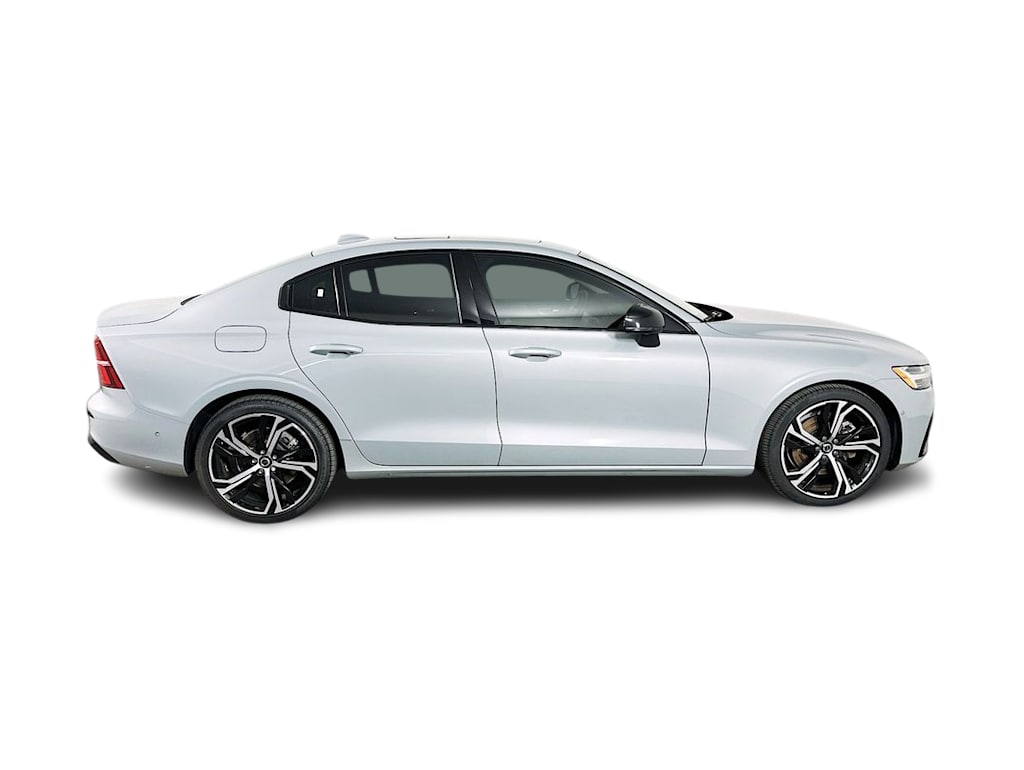 Thumbnail: 2024 Volvo S60 - 24