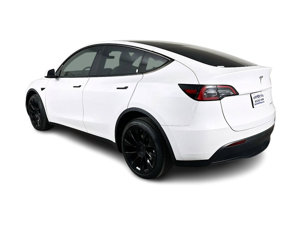 Thumbnail: 2023 Tesla Model Y - 4