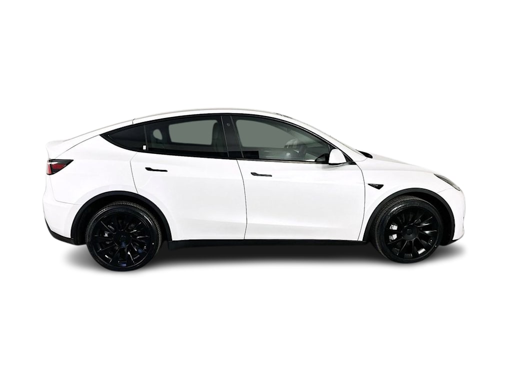 Thumbnail: 2023 Tesla Model Y - 28