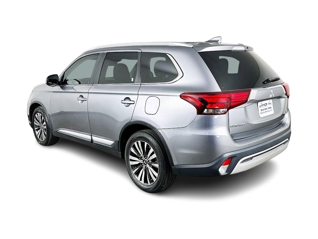 Thumbnail: 2020 Mitsubishi Outlander - 4
