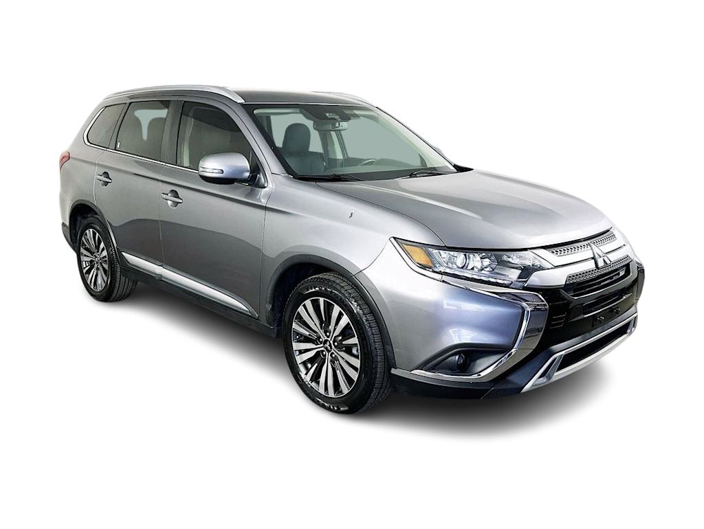 Thumbnail: 2020 Mitsubishi Outlander - 24
