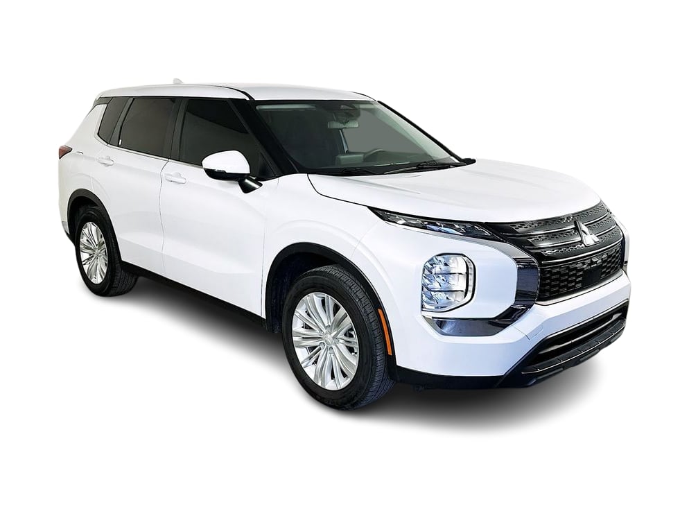 Thumbnail: 2024 Mitsubishi Outlander - 24