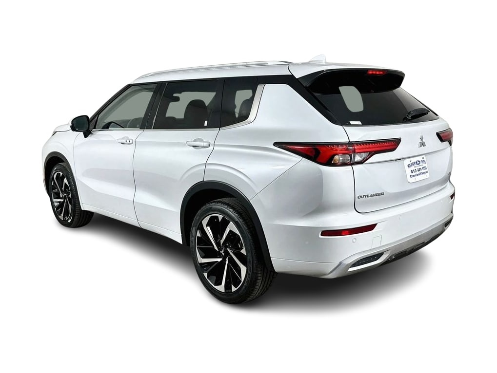 Thumbnail: 2024 Mitsubishi Outlander - 4