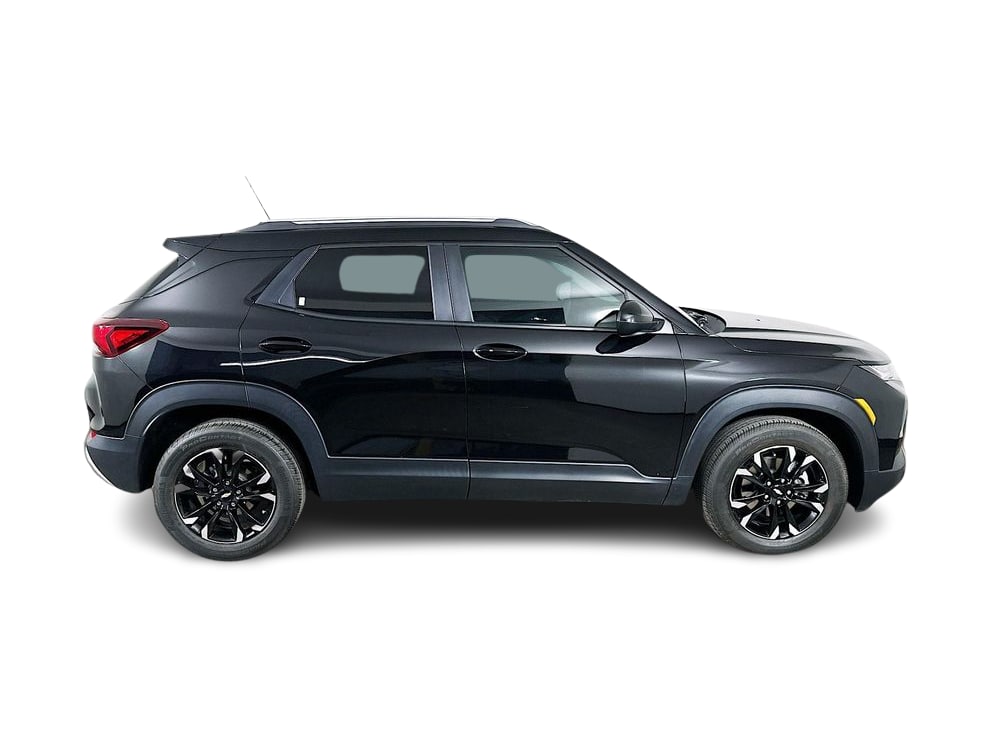 Thumbnail: 2023 Chevrolet TrailBlazer - 25