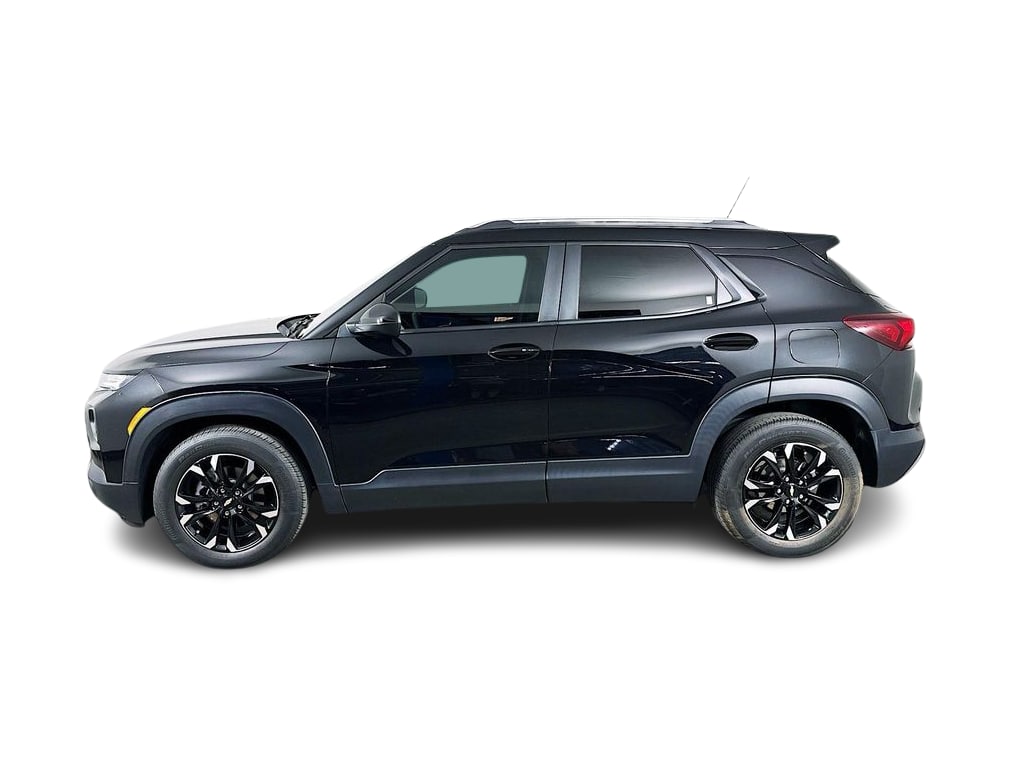 Thumbnail: 2023 Chevrolet TrailBlazer - 3