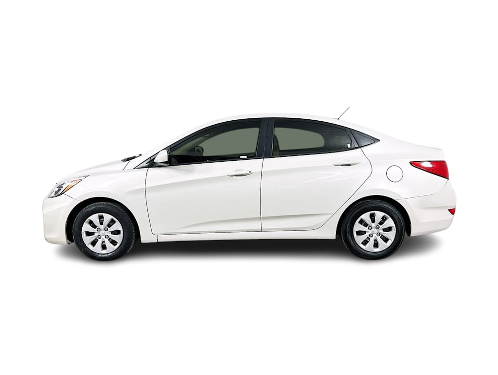Thumbnail: 2015 Hyundai Accent - 3