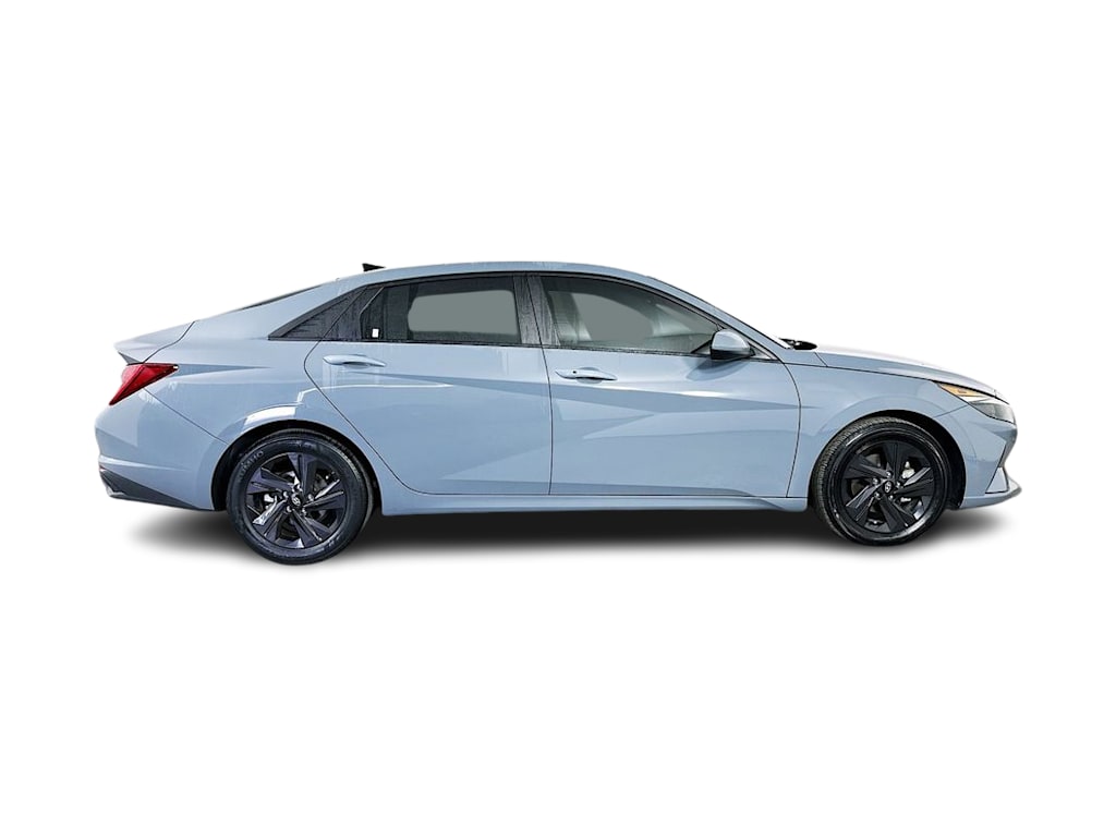 Thumbnail: 2021 Hyundai Elantra - 25