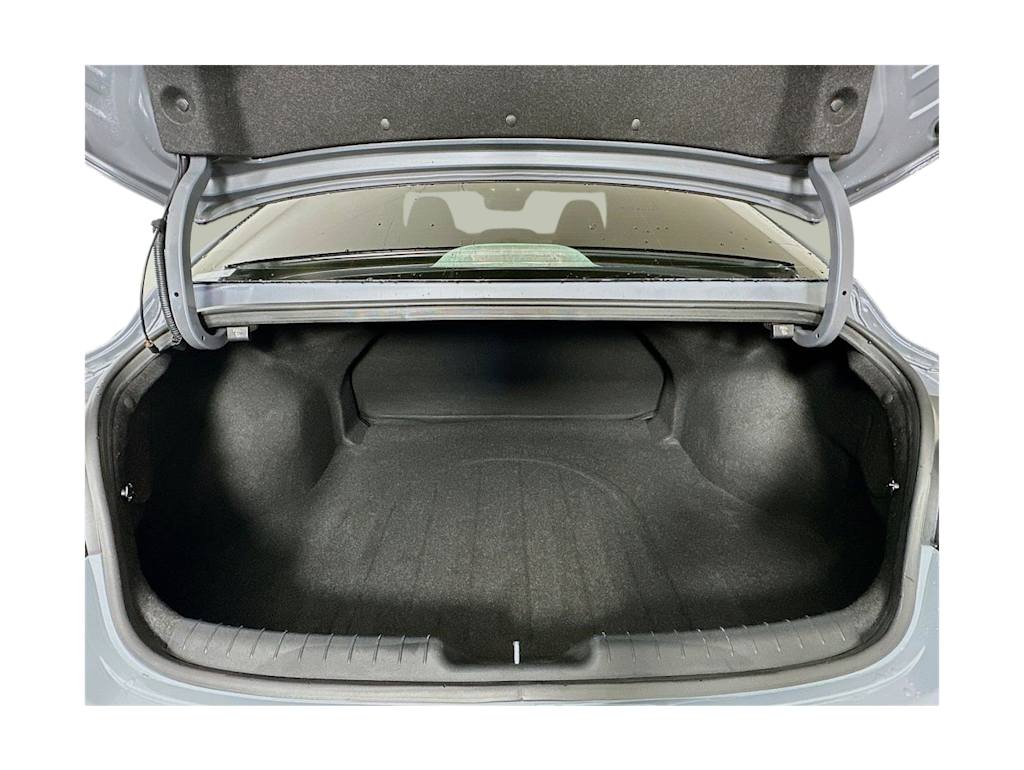 Thumbnail: 2021 Hyundai Elantra - 18