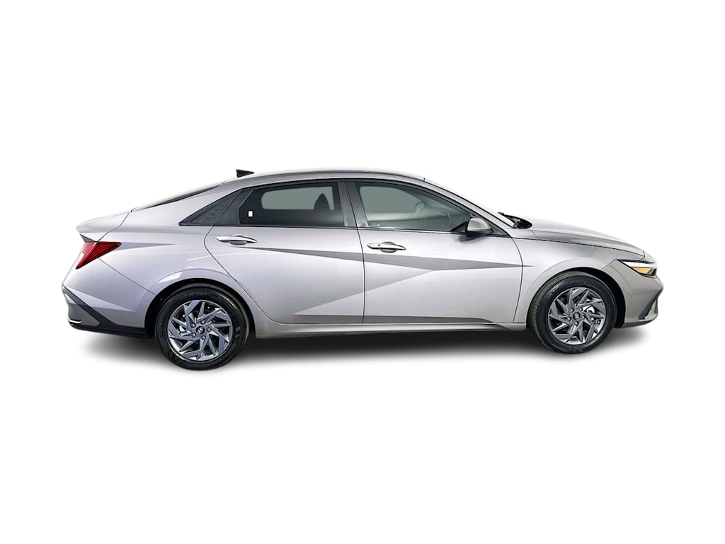 Thumbnail: 2024 Hyundai Elantra - 25