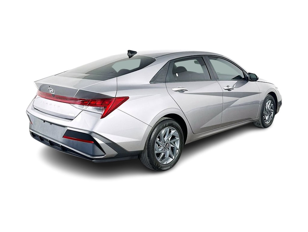 Thumbnail: 2024 Hyundai Elantra - 24