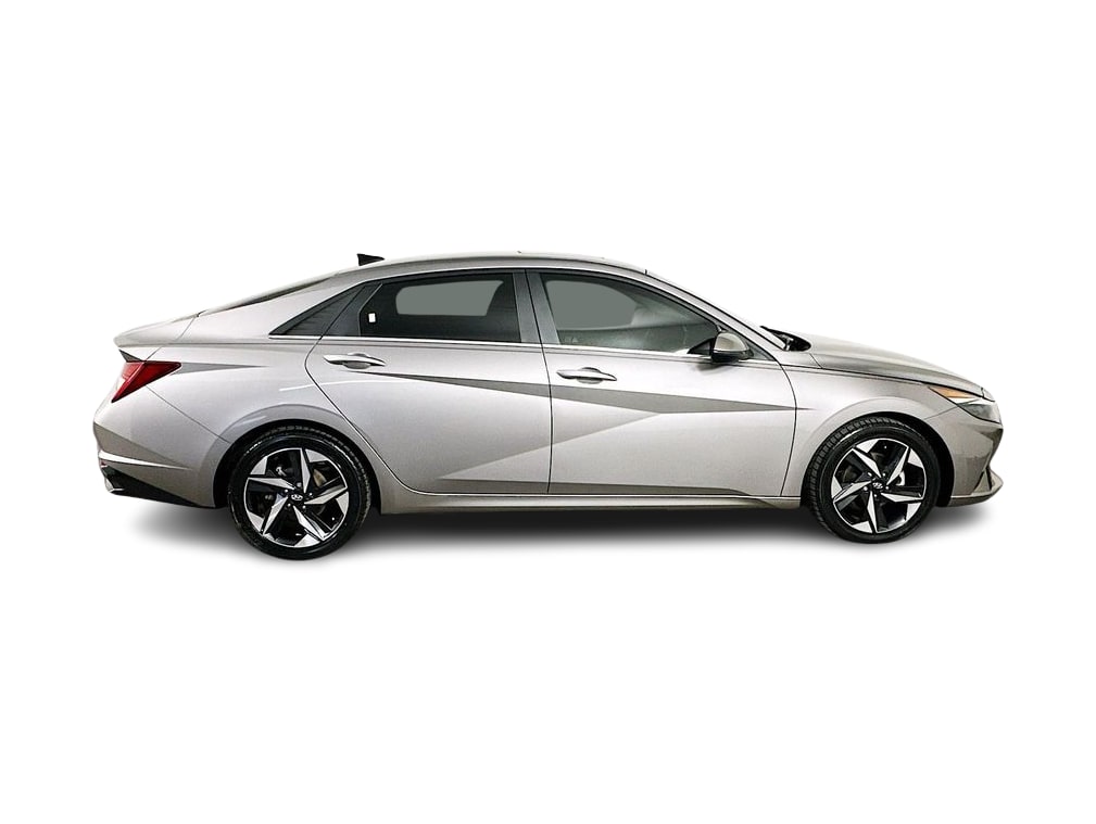 Thumbnail: 2022 Hyundai Elantra - 25